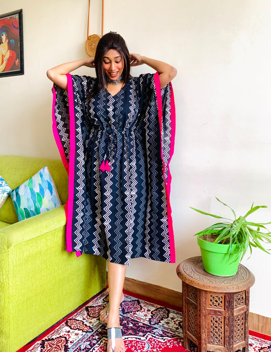 Black ZigZag Kaftan